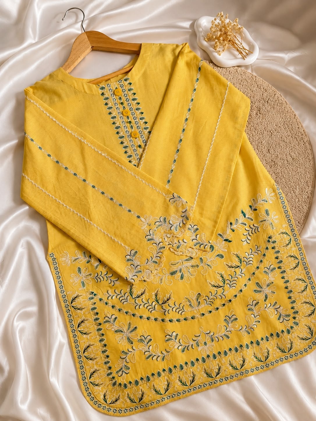 Ara 2 Piece – yellow 2-piece outfit
