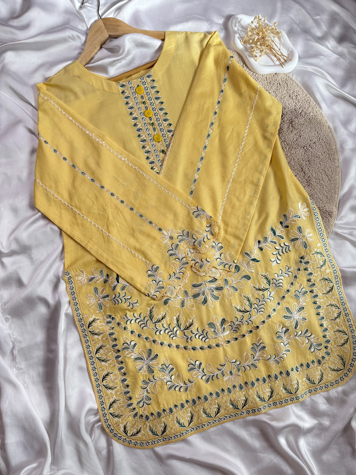 Ara 2 Piece – yellow 2-piece outfit